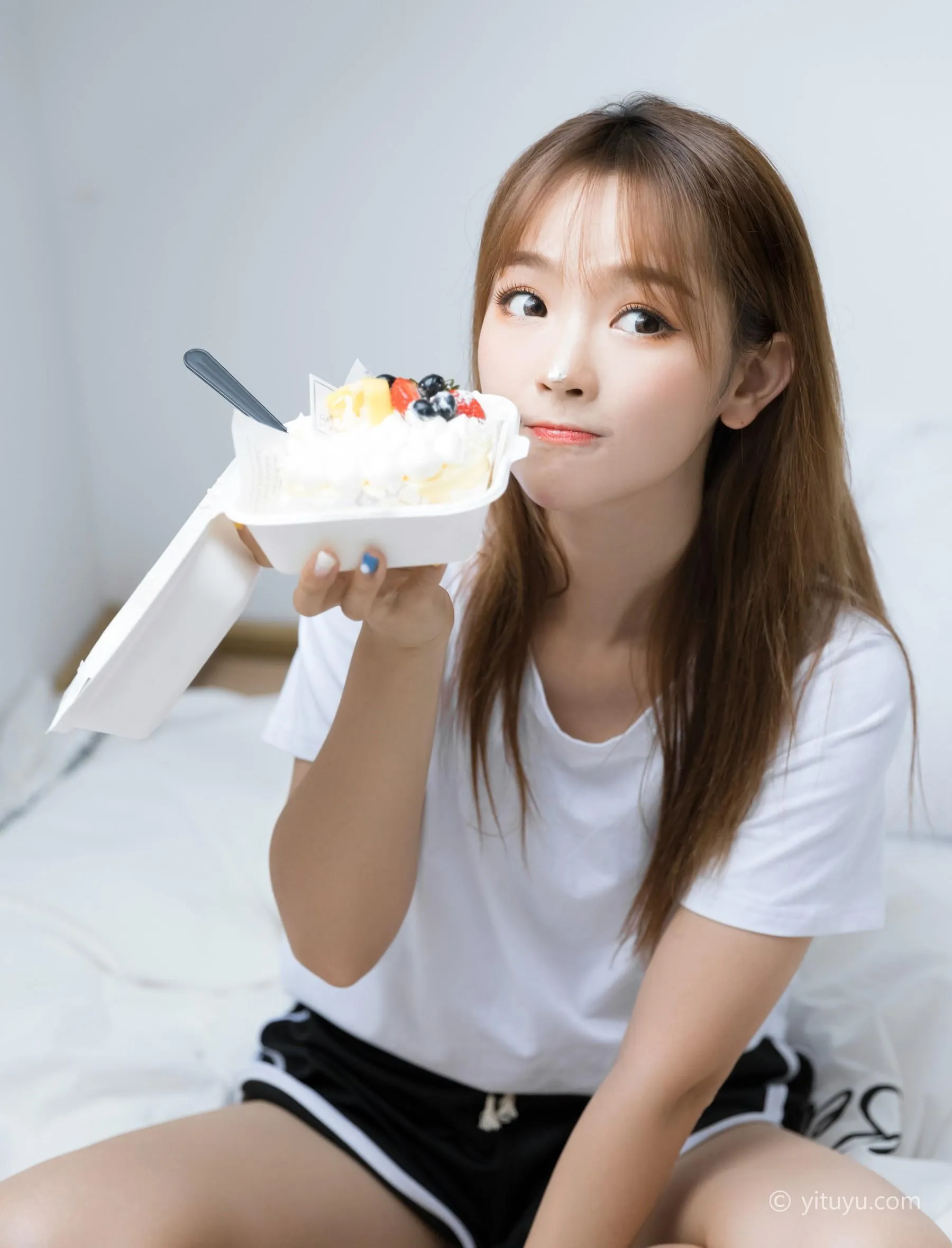 [YITUYU艺图语]2021.03.15 奶油的味道 丹婷 [31P]插图1